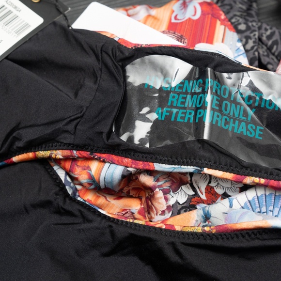 Aqua Blu - Maddison One Piece In Gardenia - White - Picture 15 of 15